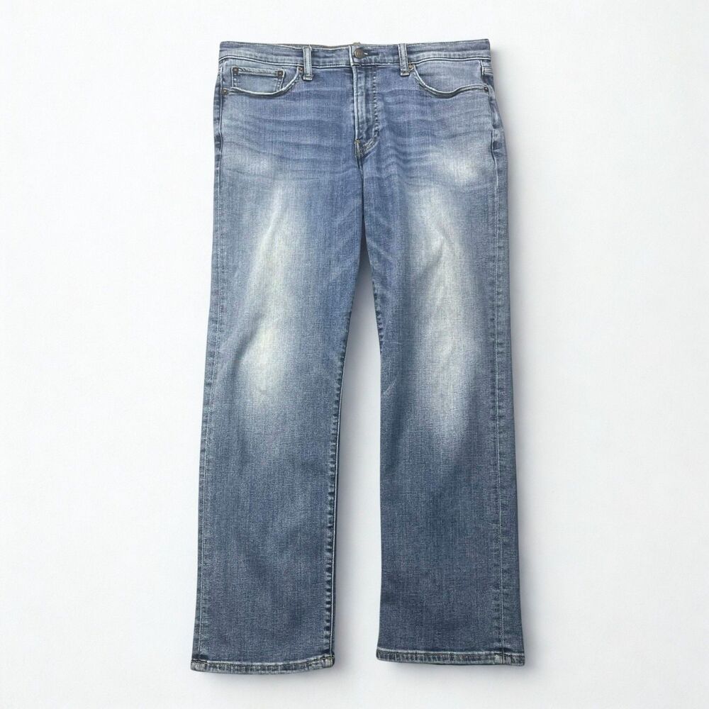 Lucky Brand Jeans Men 33x30 Tag Straight Leg Medium Wash Denim Blue 35x28